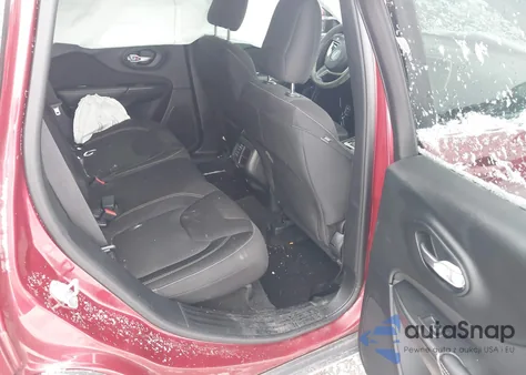 2015 Jeep Cherokee Latitude z USA, uszkodzony, nr VIN 1C4PJMCS1FW504272